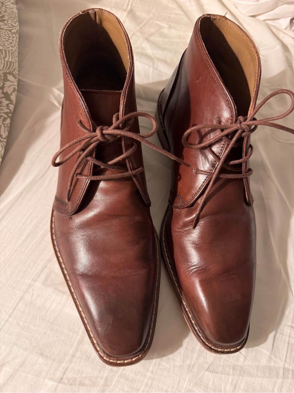 Giorgio Brutini Chestnut Brown Leather Chukka Boots